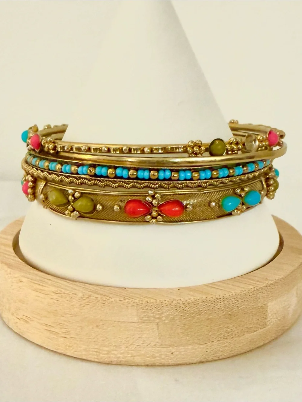 Boho Gold Tone Bangle Bracelet Set 5 Turquoise Coral Beaded Stackable Vintage